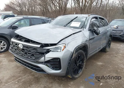 2025 Volkswagen Atlas Cross Sport 2.0T Sel R-Line Black z USA, uszkodzony, nr VIN 1V2AE2CA1SC212699